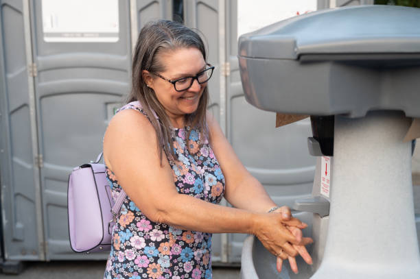 Best Portable bathroom rental  in Stockton, CA